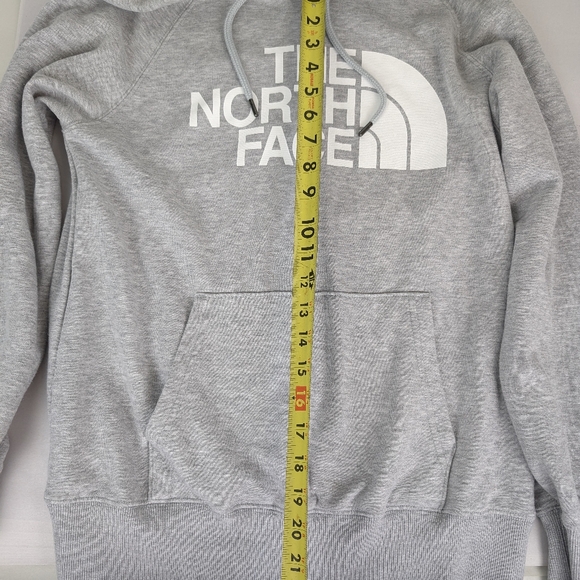 The North Face hoodie sweatshirt, grey, size small - Picture 6 of 8